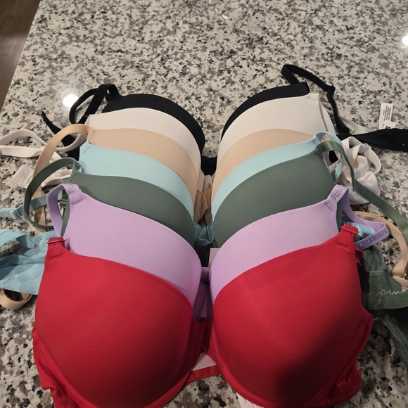 Women's Multi-Color Bra Set - Picture 1 of 1